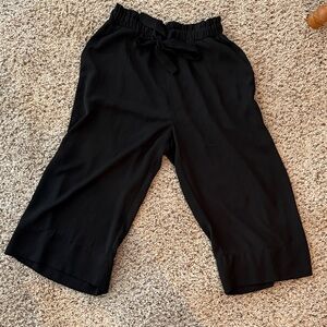 Eyeshadow Black elastic waist pull-on wide leg Culottes medium